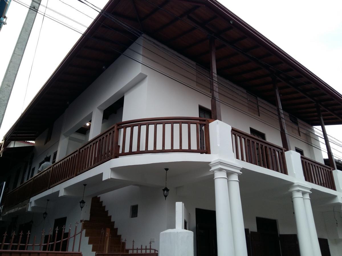 فندق Lighthouse Guest كالي المظهر الخارجي الصورة